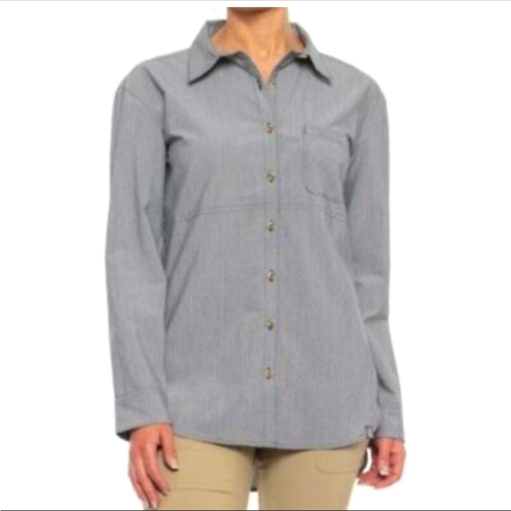 The North Face gray Stevie shirt, size M, EUC